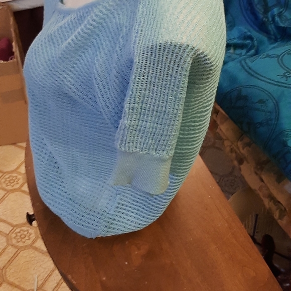 MISS AND SHE TOP - Picture 2 of 4